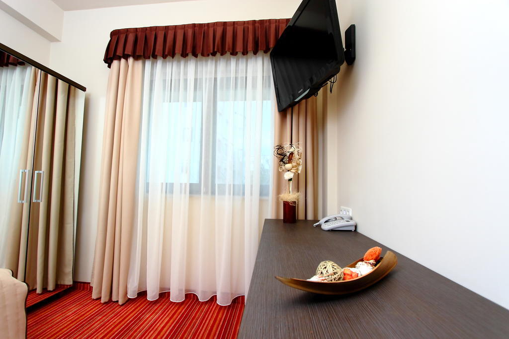 Pensiunea Bellagio Cluj-Napoca Habitación foto